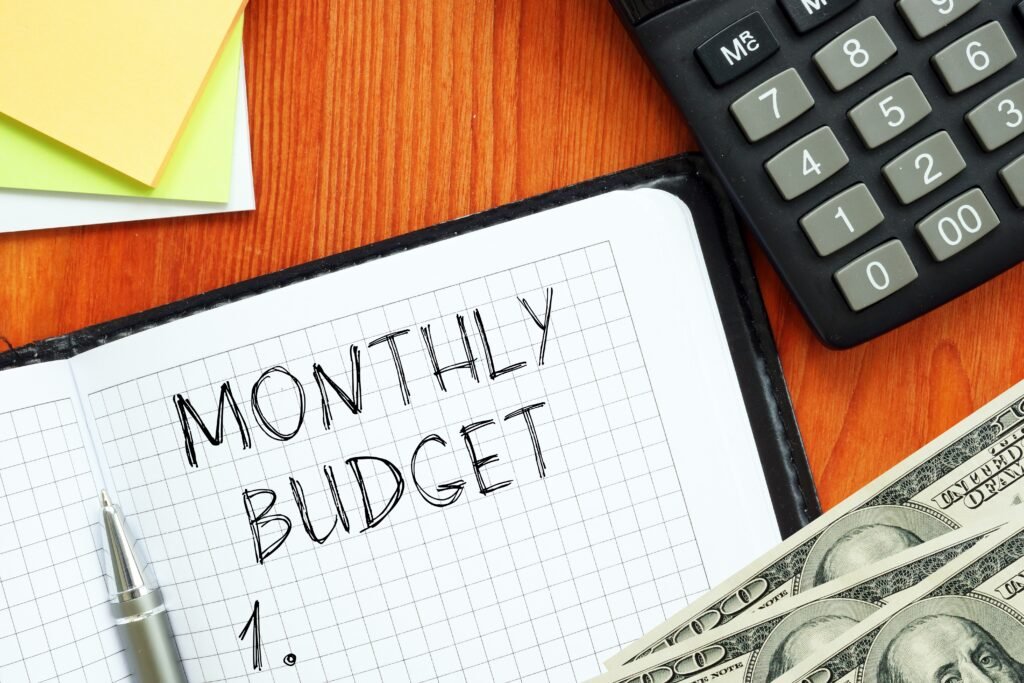 how to create a simple monthly budget